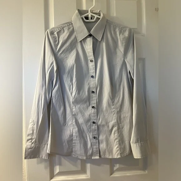 gap and ann taylor women’s pink & gray button down long sleeve blouses LOT OF 2 - Picture 3 of 5